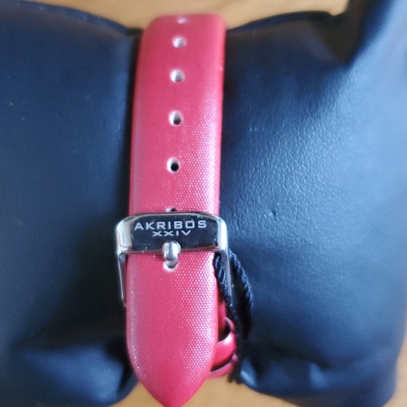 NWT Akribos XXIV diamond dial - Picture 4 of 5